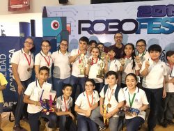 Read more about the article ¡Alumnos CAP Ganan ROBOFEST 2019!